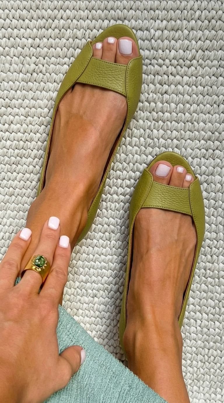 Pia | Polished Flat Sandals