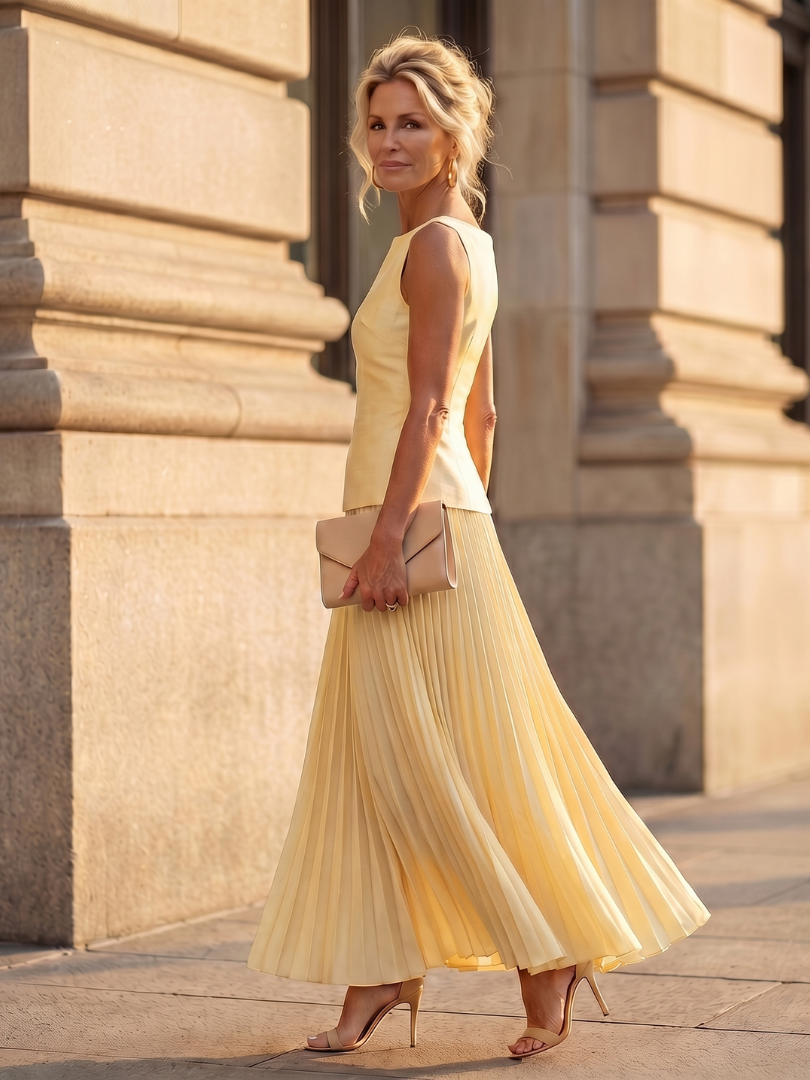 Angelina two piece bodice and pleated skirt set – image 2