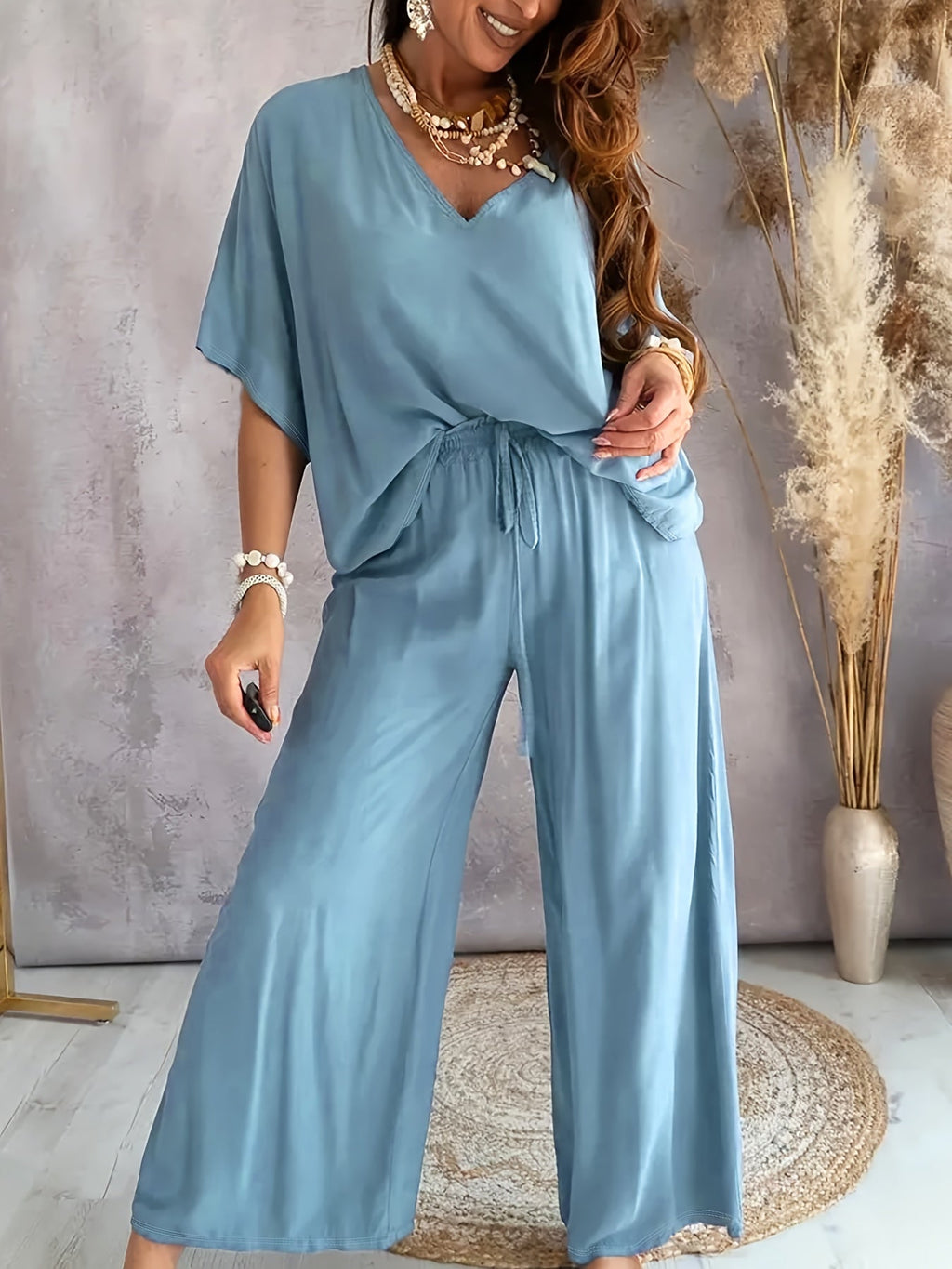 Lucie two piece V neck set – image 2