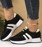 Linnea | Simple White Sneakers