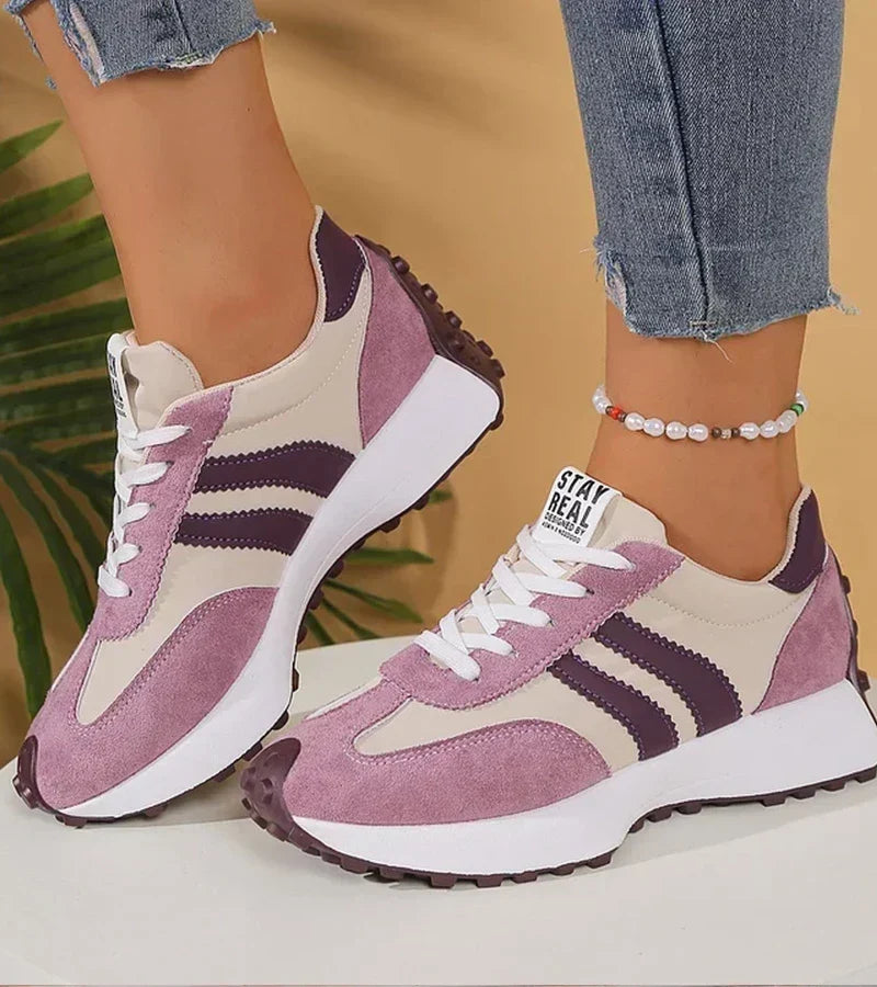 Linnea | Simple White Sneakers