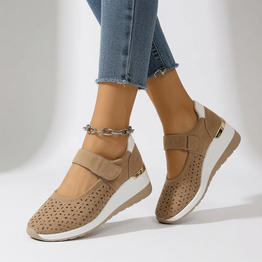 Dominique | Effortless Comfort Walking Shoes
