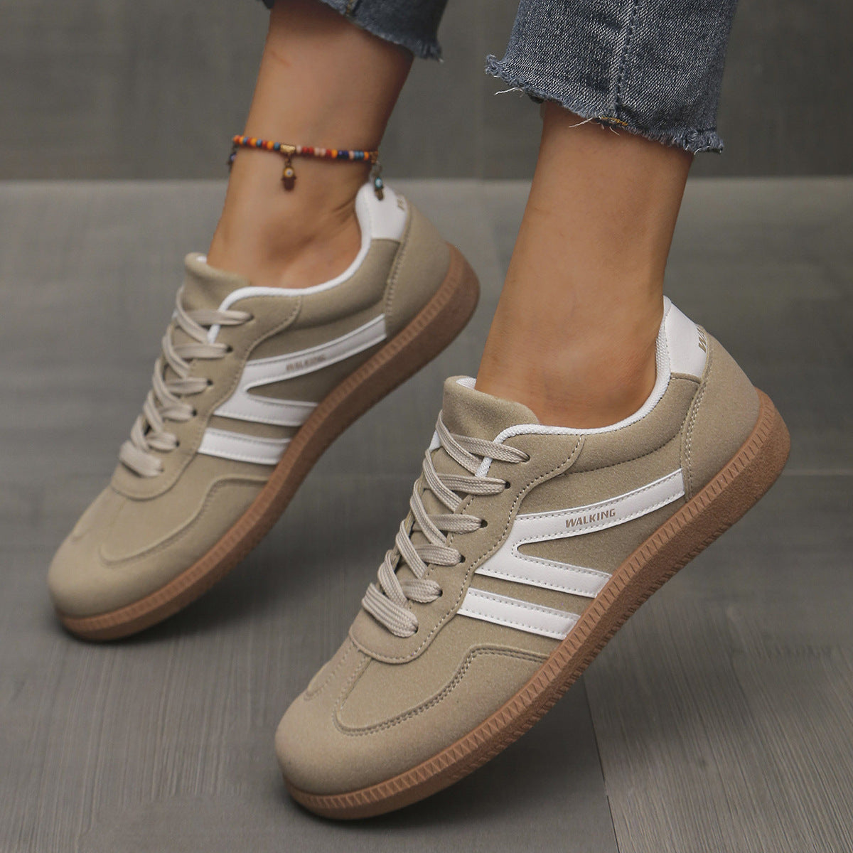 Ulla | Breezy Walking Shoes