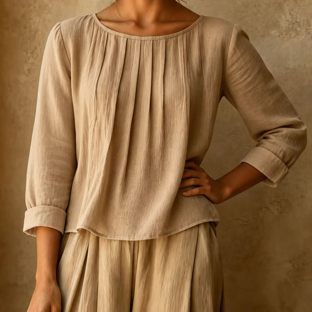 Annelise linen blouse with pleated front