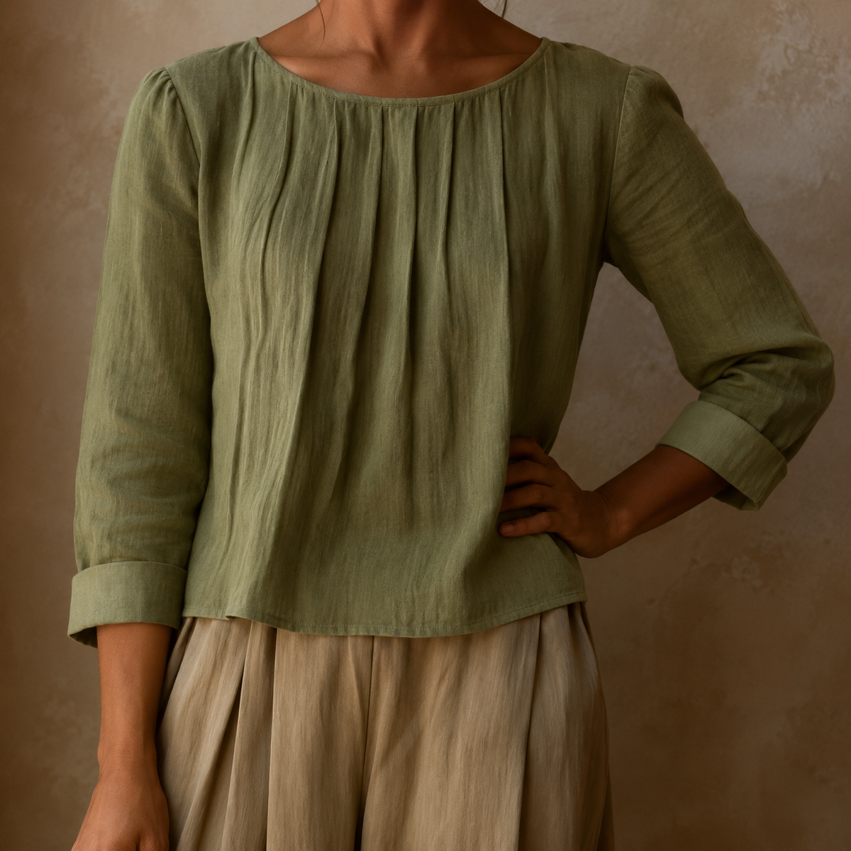 Annelise linen blouse with pleated front